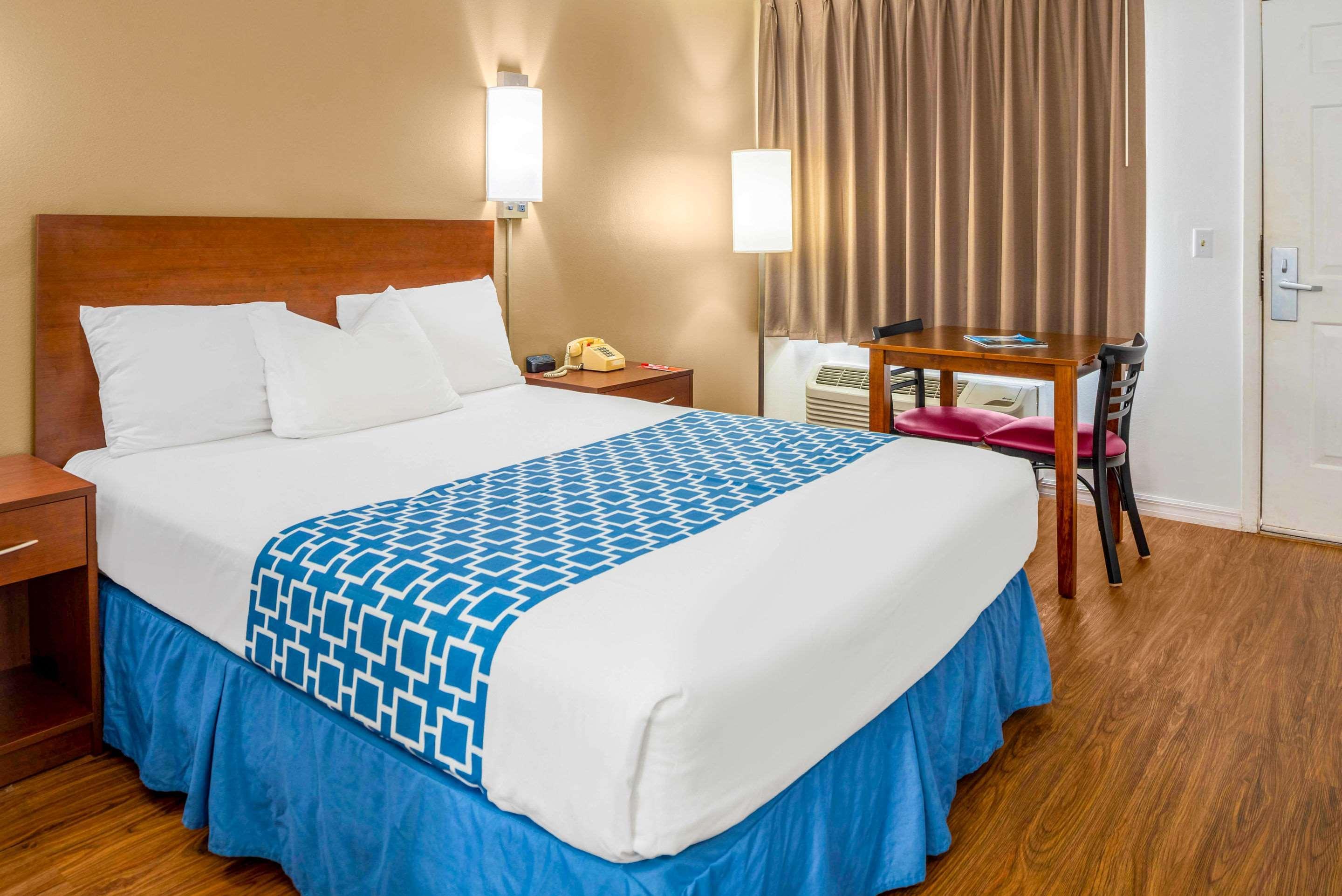 Econo Lodge Crystal River Kültér fotó